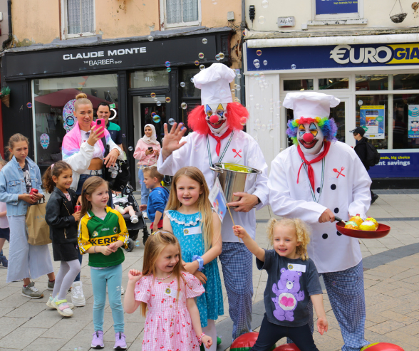 Kids in Tralee Town Square